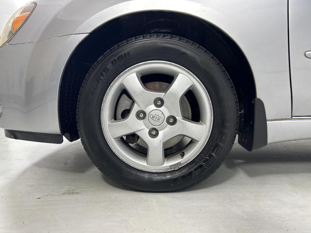 Photo '10' of KIA Cerato