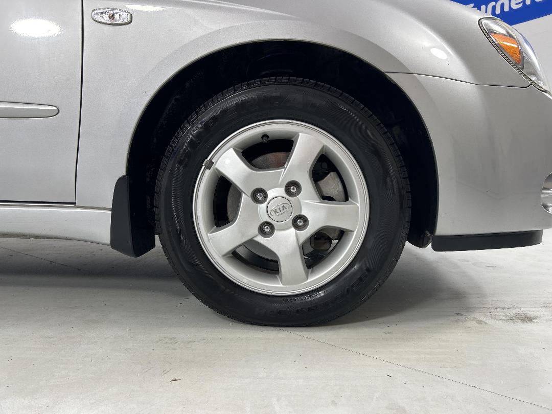 Photo '9' of KIA Cerato