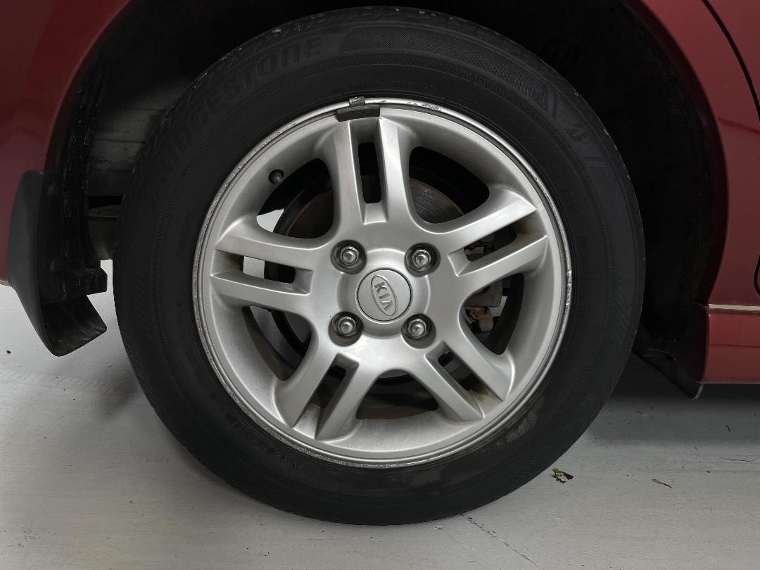 Photo '12' of KIA Cerato