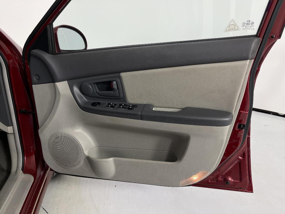 Photo '15' of KIA Cerato