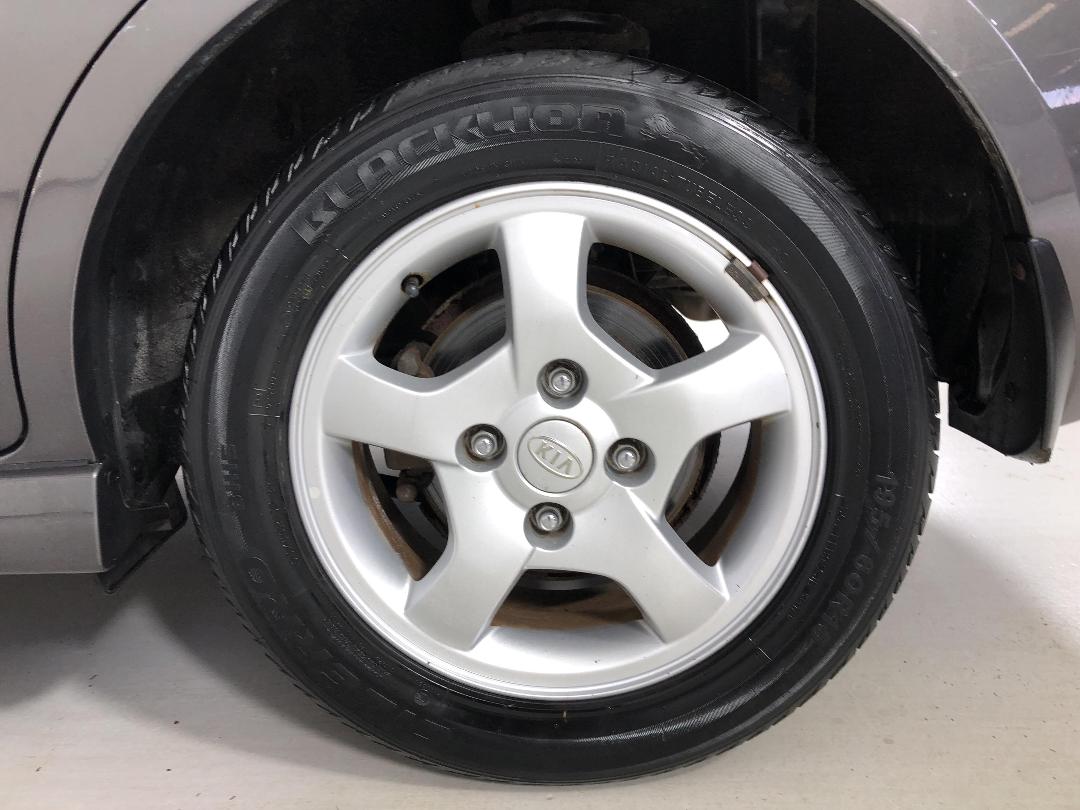 Photo '11' of KIA Cerato Photo '11' of KIA Cerato