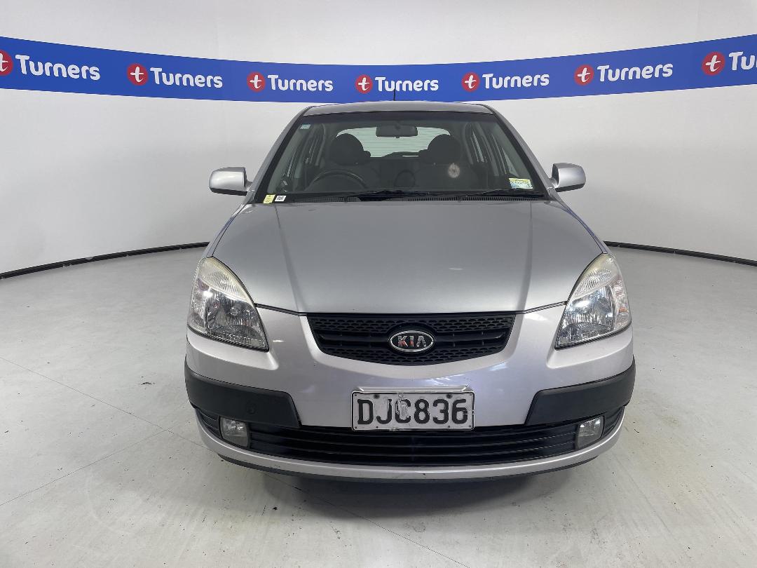 Photo '2' of KIA RIO Photo '2' of KIA RIO