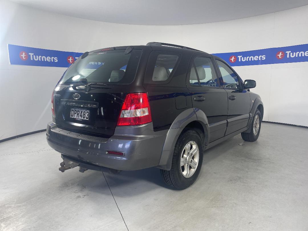 Photo '7' of KIA Sorento Photo '7' of KIA Sorento