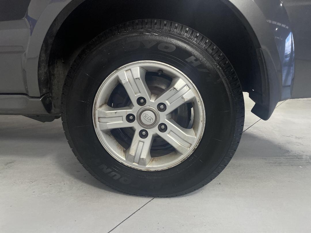 Photo '11' of KIA Sorento Photo '11' of KIA Sorento