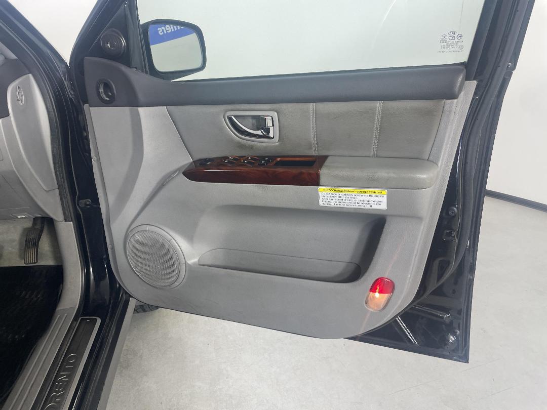 Photo '15' of KIA Sorento Photo '15' of KIA Sorento