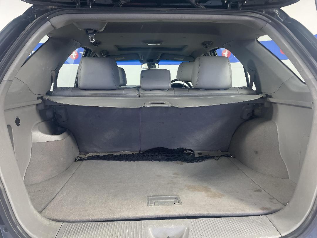 Photo '14' of KIA Sorento Photo '14' of KIA Sorento