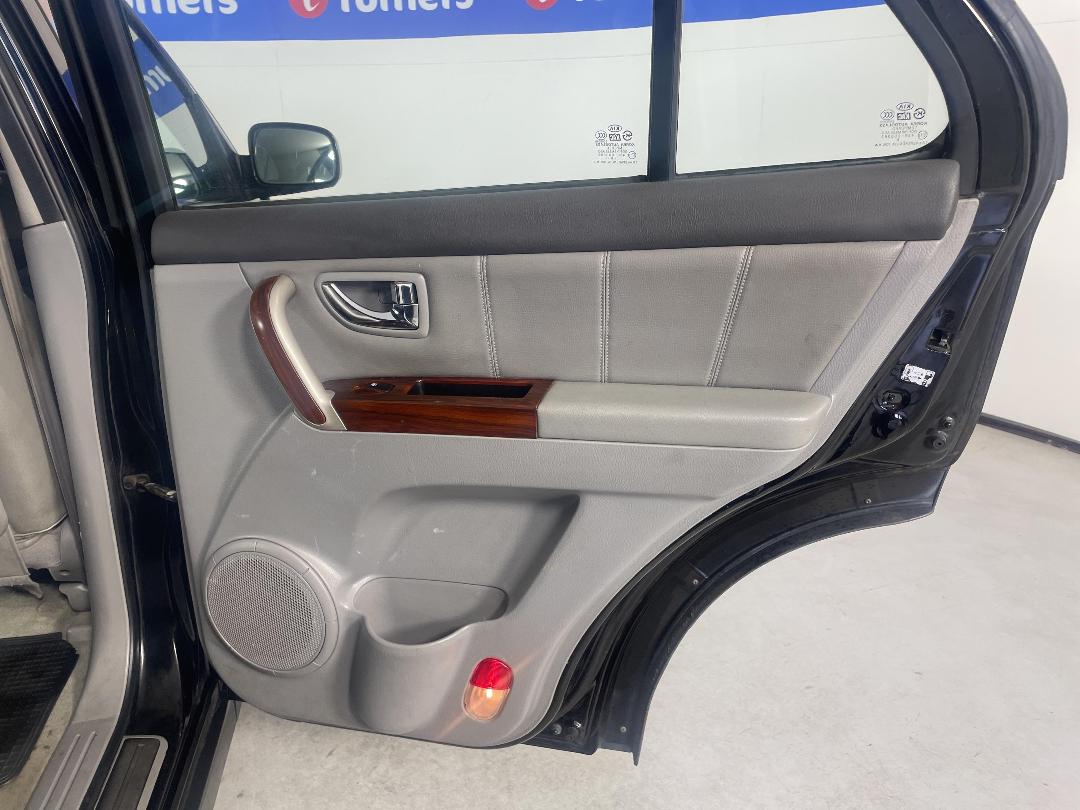 Photo '19' of KIA Sorento Photo '19' of KIA Sorento