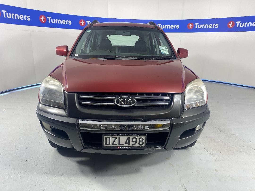 Photo '2' of KIA Sportage Photo '2' of KIA Sportage