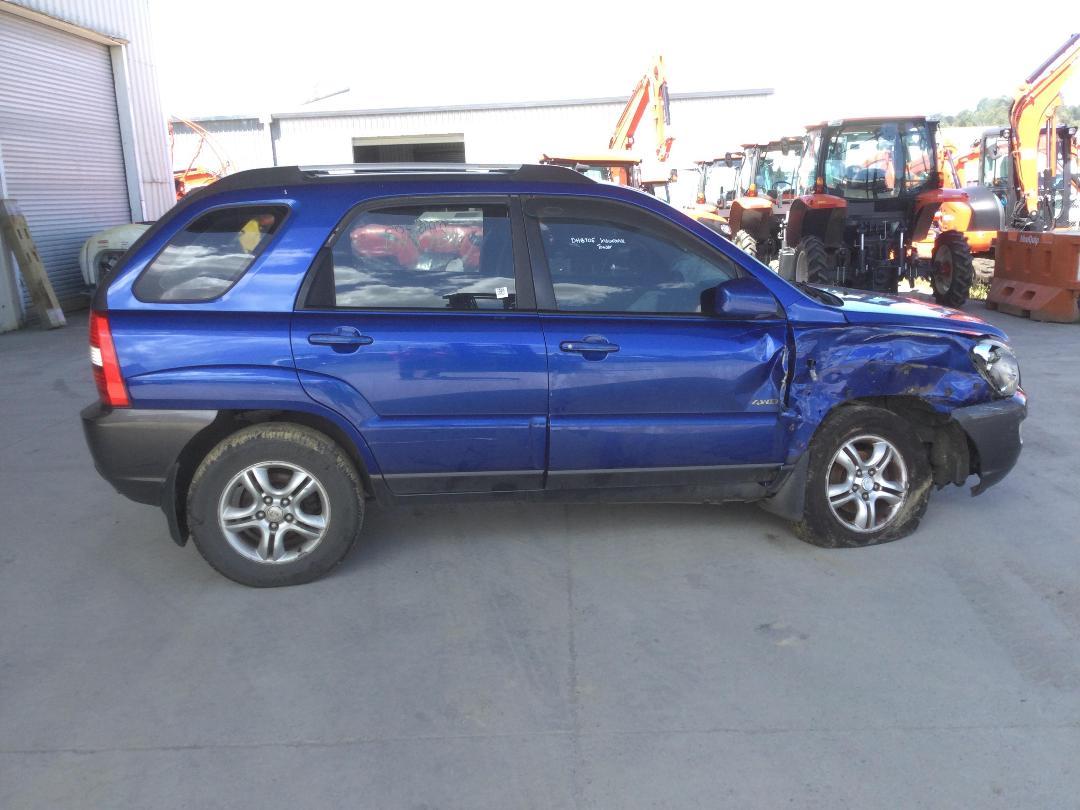 Photo '8' of KIA Sportage Photo '8' of KIA Sportage