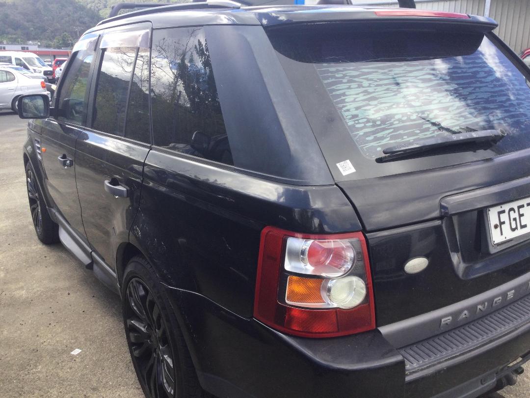 Photo '5' of Land Rover Range Rover Photo '5' of Land Rover Range Rover