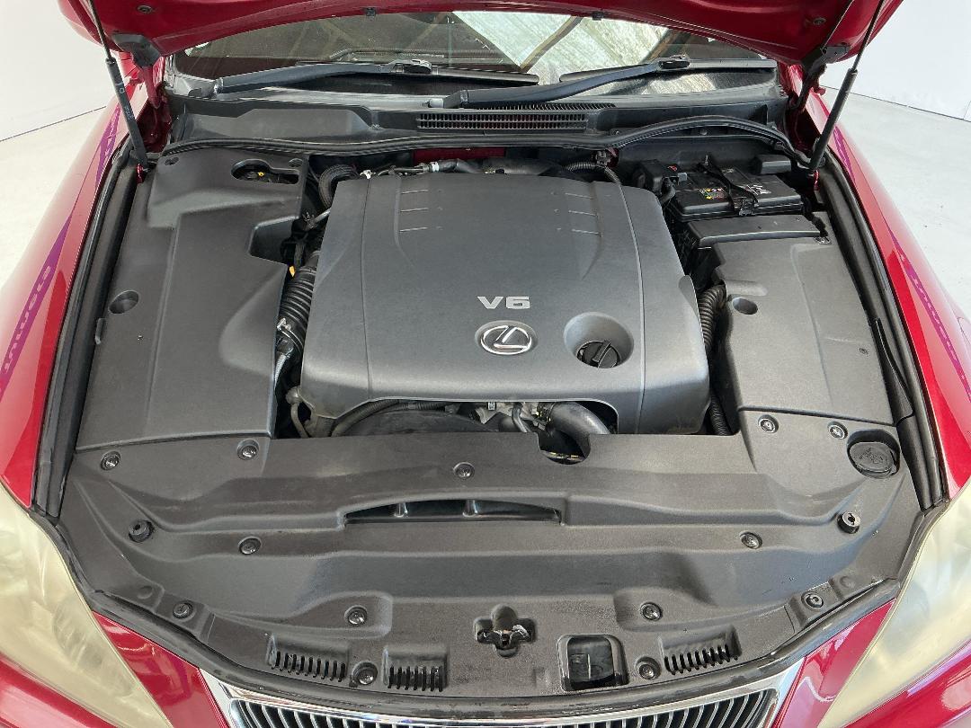 Photo '13' of Lexus IS250 Photo '13' of Lexus IS250