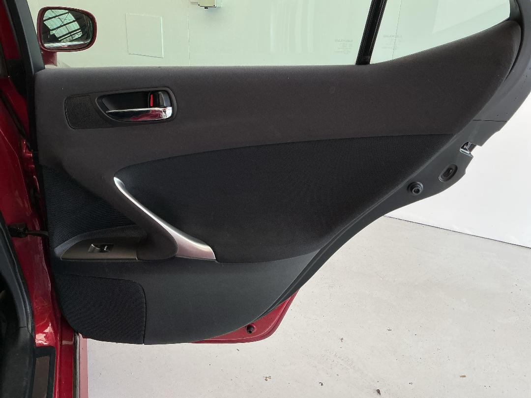 Photo '19' of Lexus IS250 Photo '19' of Lexus IS250