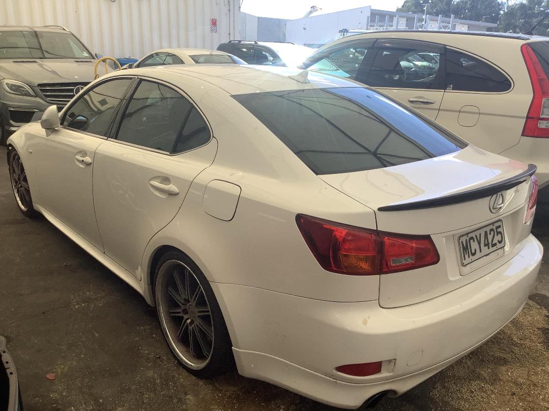 Photo '8' of Lexus IS250