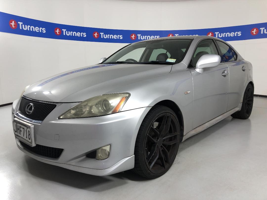 Photo '4' of Lexus IS350 Photo '4' of Lexus IS350