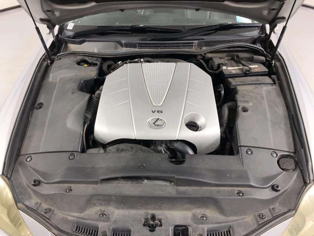 Photo '13' of Lexus IS350 Photo '13' of Lexus IS350