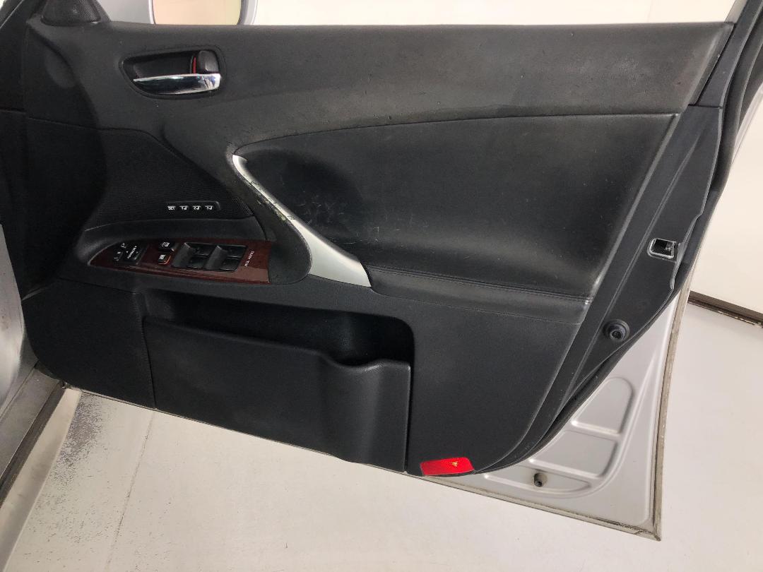 Photo '15' of Lexus IS350 Photo '15' of Lexus IS350