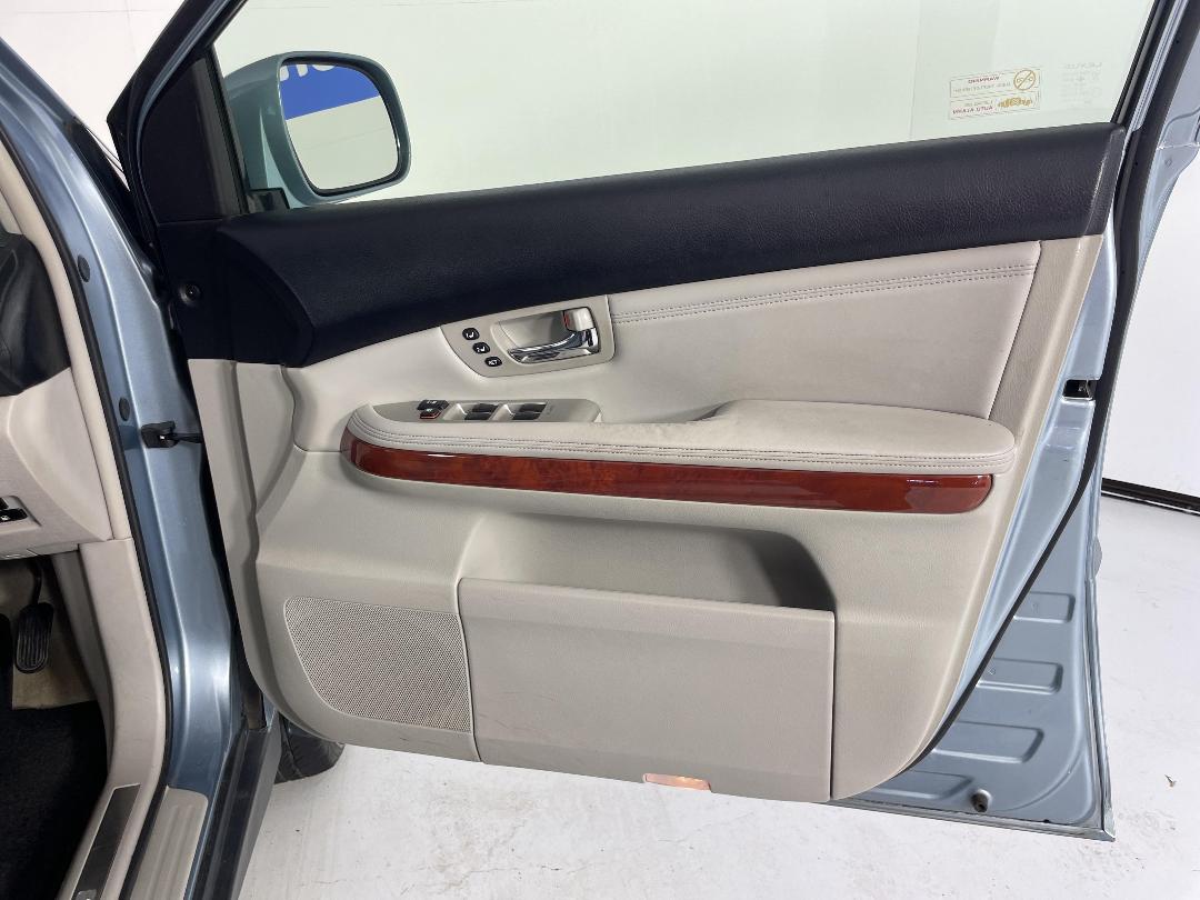 Photo '15' of Lexus RX350 Photo '15' of Lexus RX350