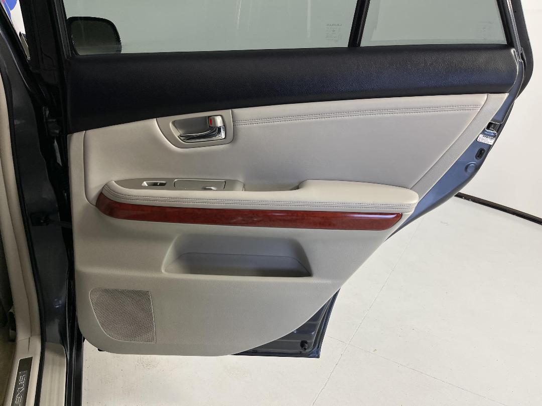 Photo '19' of Lexus RX350 Photo '19' of Lexus RX350