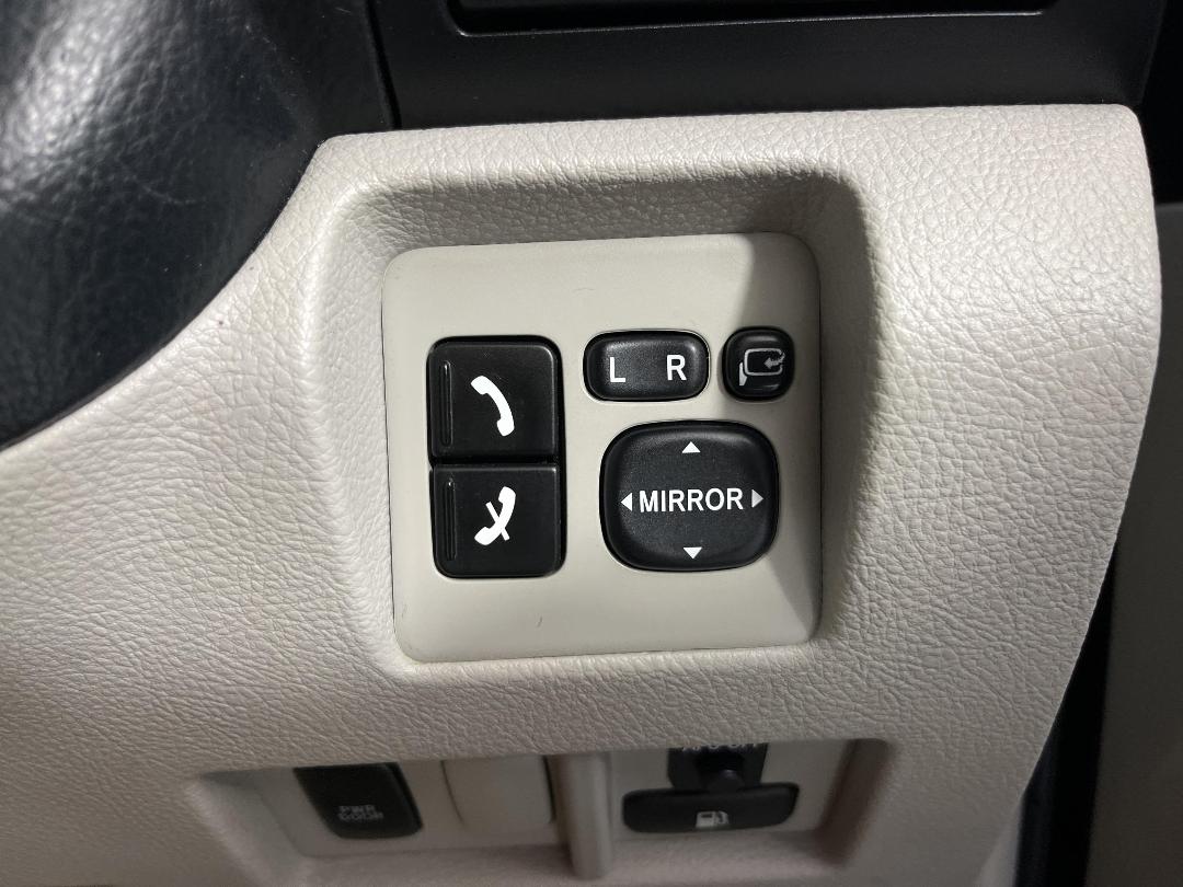 Photo '28' of Lexus RX350 Photo '28' of Lexus RX350