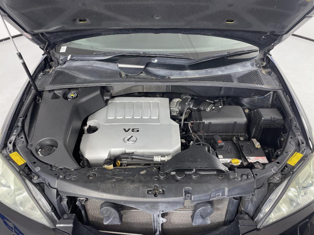 Photo '13' of Lexus RX350