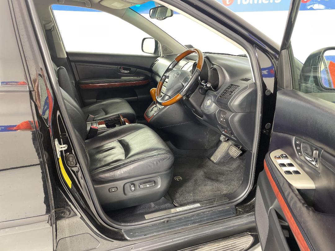 Photo '16' of Lexus RX350