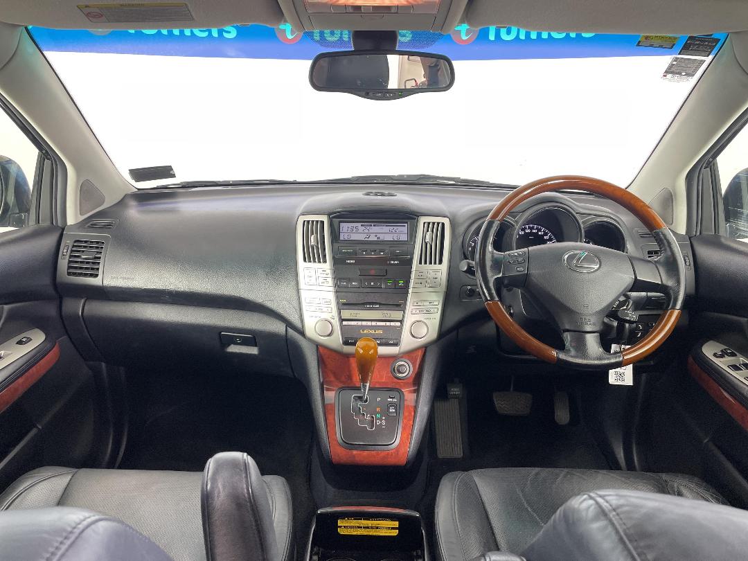 Photo '17' of Lexus RX350