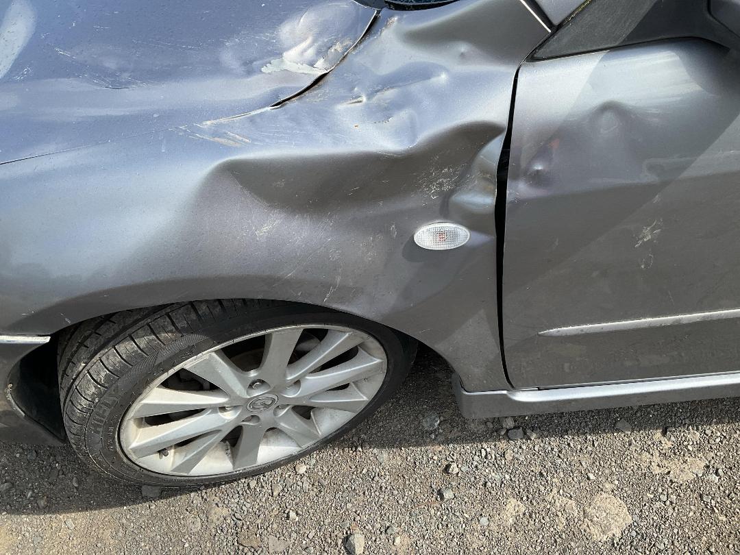 Photo '6' of Mazda Atenza