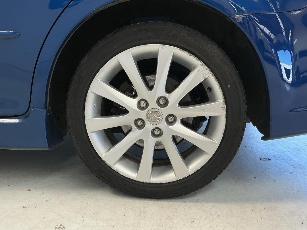 Photo '11' of Mazda Atenza