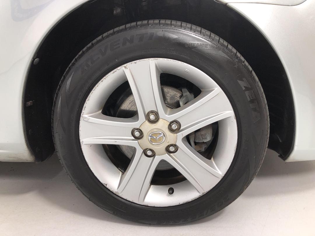 Photo '9' of Mazda Atenza