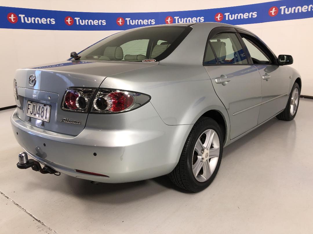 Photo '7' of Mazda Atenza