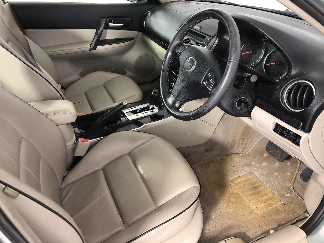 Photo '16' of Mazda Atenza