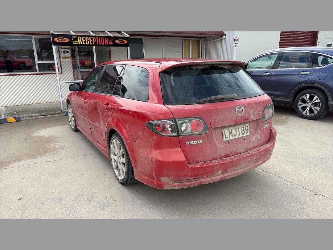 Photo '7' of Mazda Atenza Sport Wagon