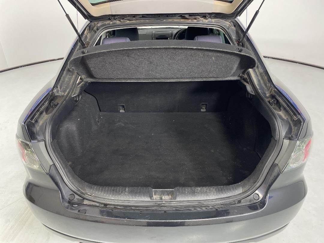 Photo '14' of Mazda Atenza Photo '14' of Mazda Atenza