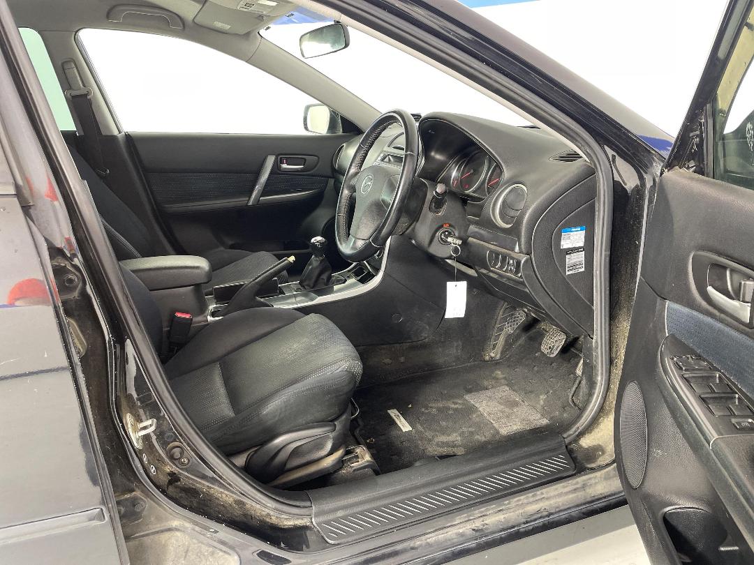 Photo '16' of Mazda Atenza Photo '16' of Mazda Atenza