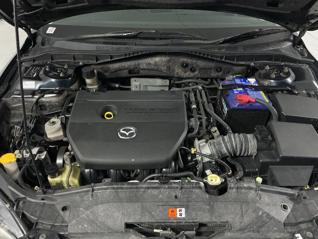 Photo '13' of Mazda Atenza