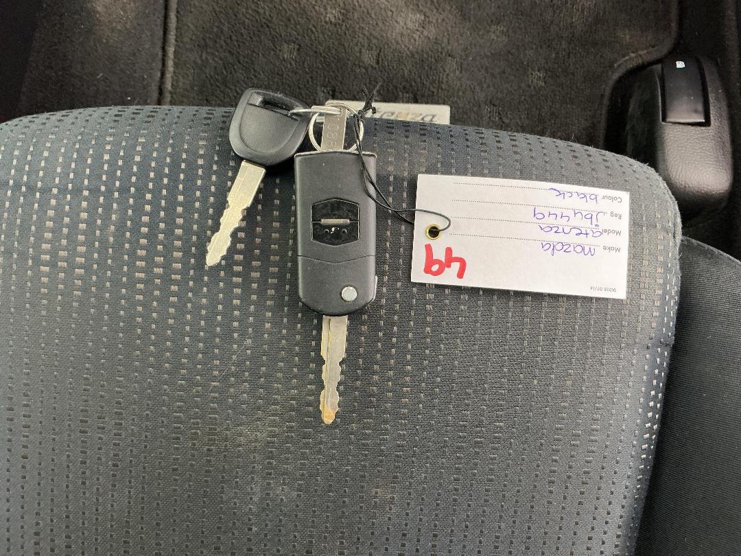 Photo '22' of Mazda Atenza