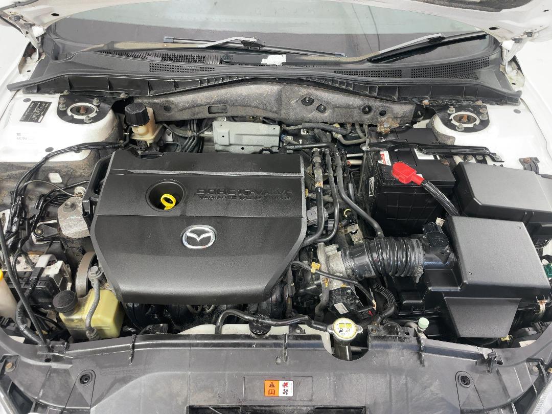 Photo '13' of Mazda Atenza