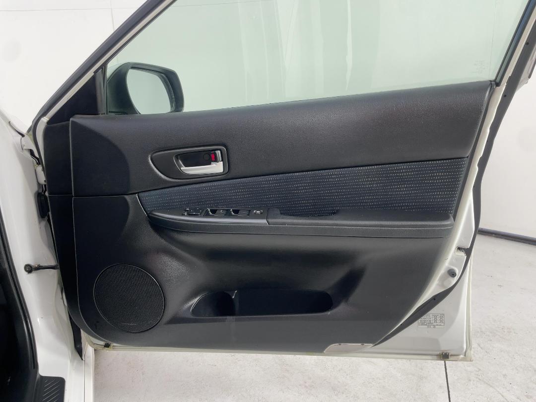 Photo '15' of Mazda Atenza