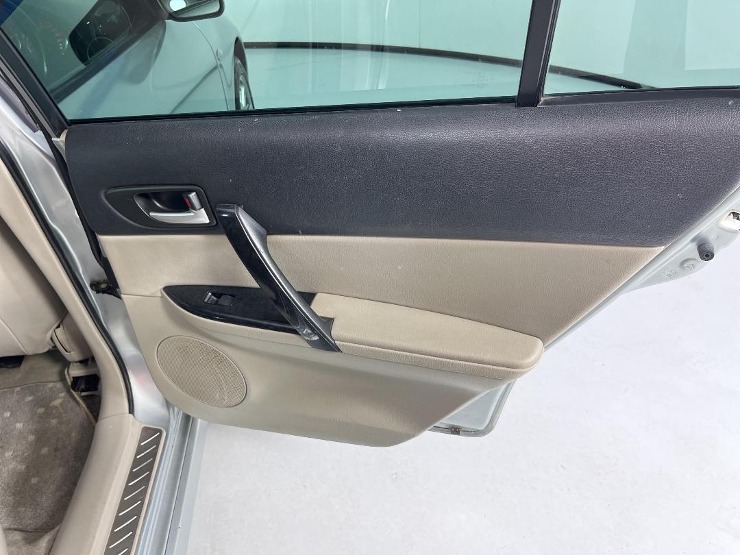 Photo '19' of Mazda Atenza