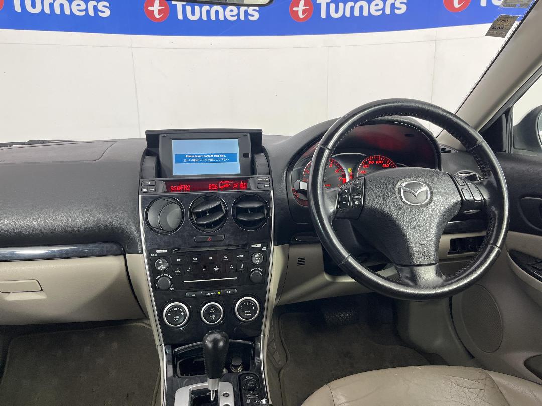 Photo '17' of Mazda Atenza