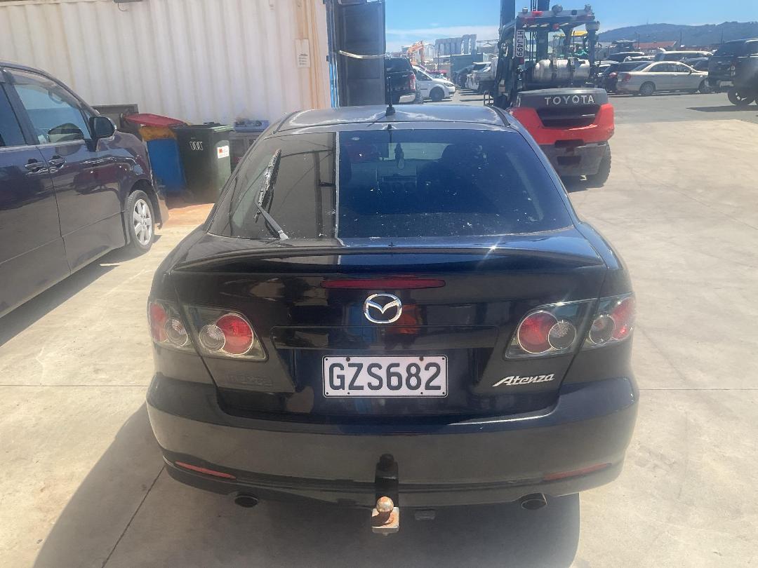 Photo '4' of Mazda Atenza