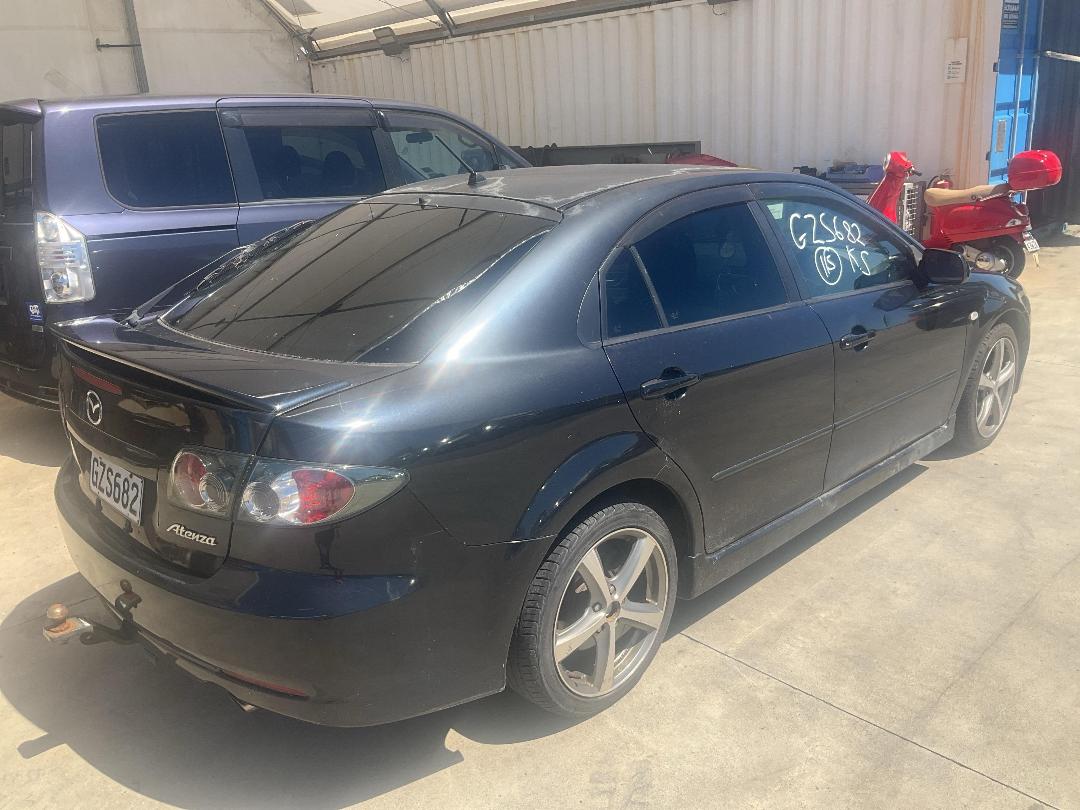 Photo '5' of Mazda Atenza