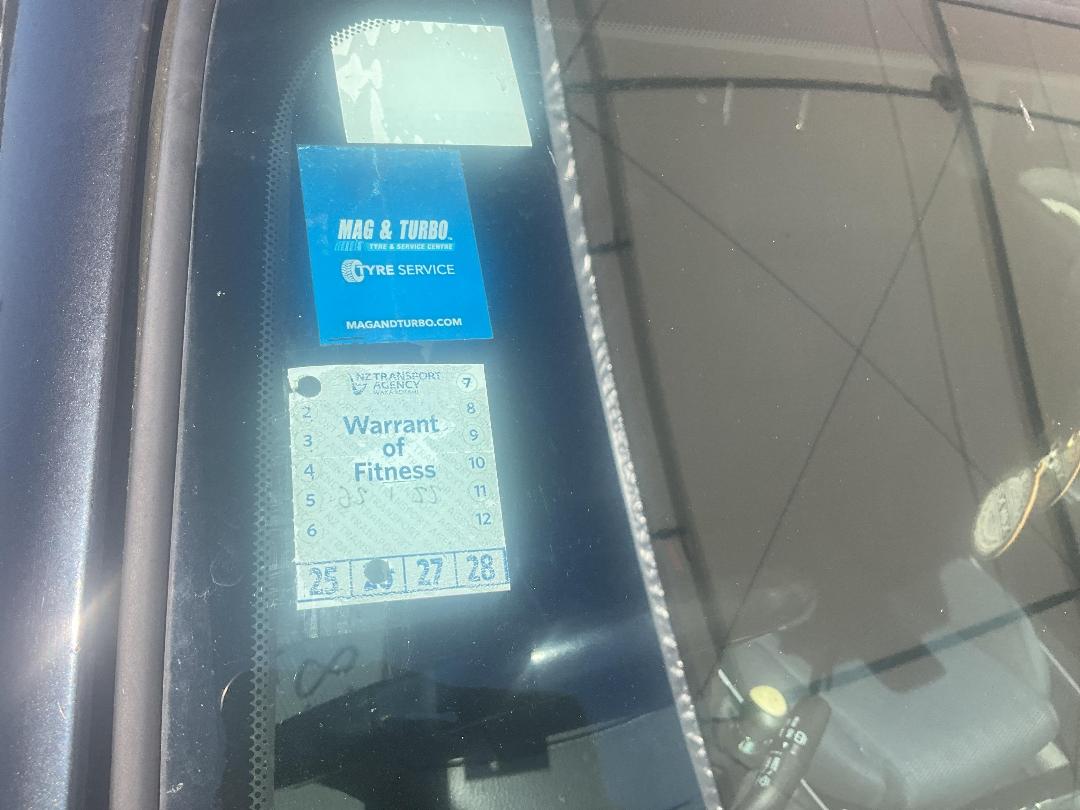 Photo '12' of Mazda Atenza