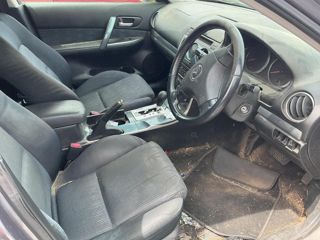 Photo '8' of Mazda Atenza Wagon