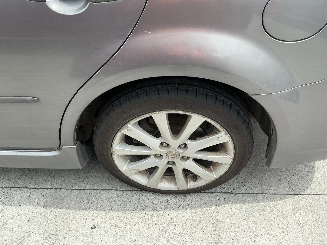 Photo '18' of Mazda Atenza Wagon