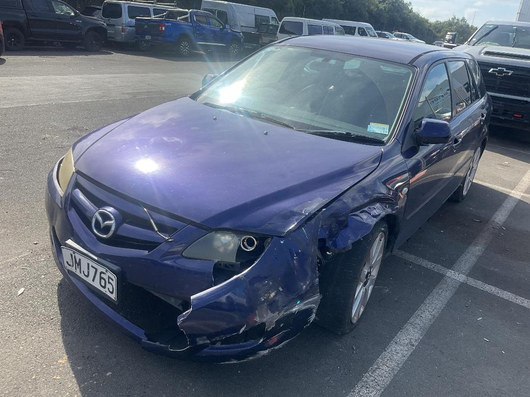 Photo '2' of Mazda Atenza