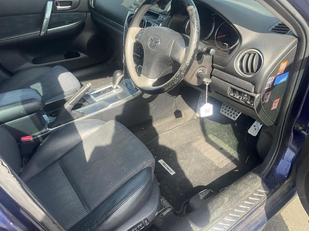 Photo '13' of Mazda Atenza