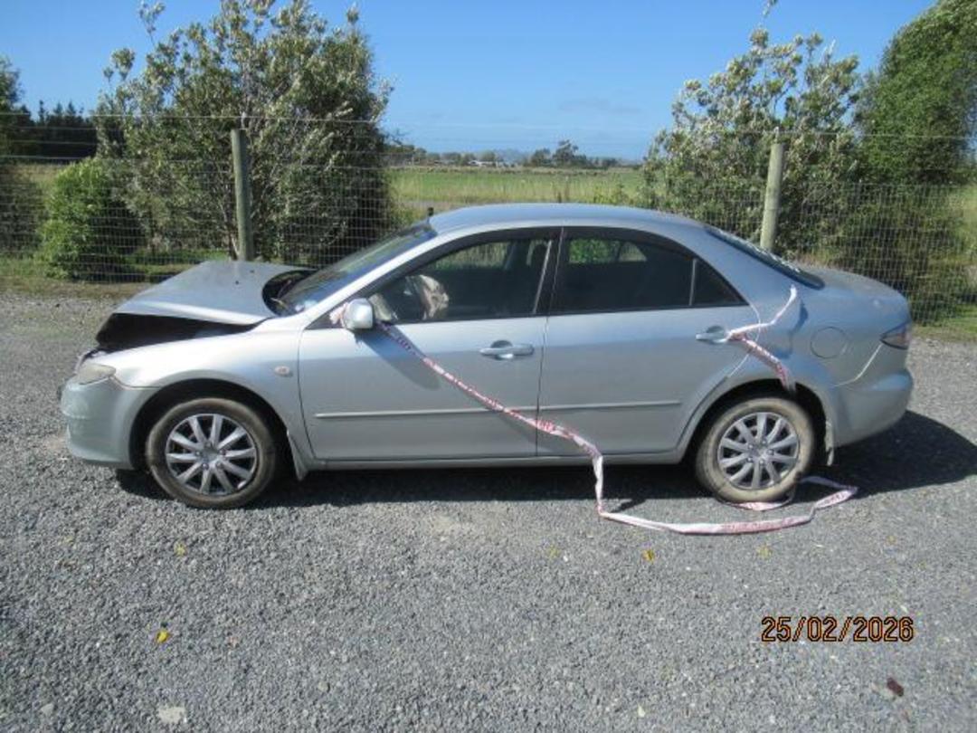 Photo '2' of Mazda Atenza