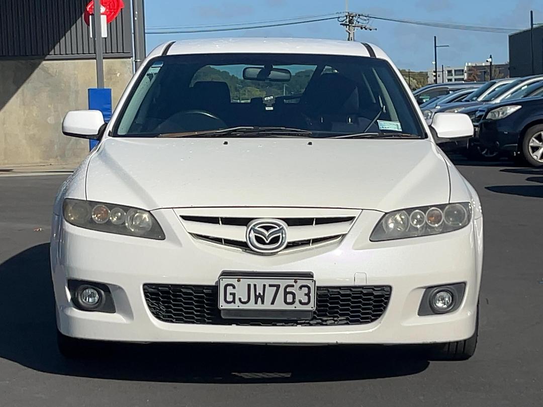 Photo '2' of Mazda Atenza