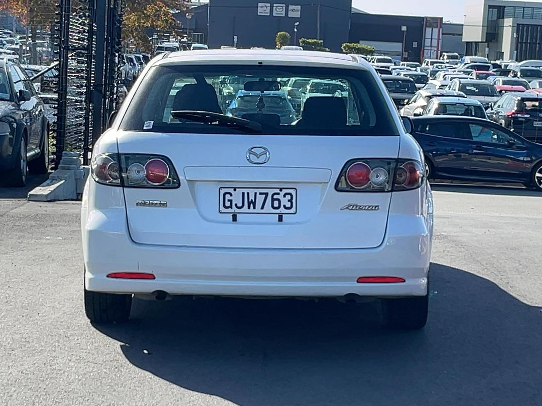 Photo '5' of Mazda Atenza